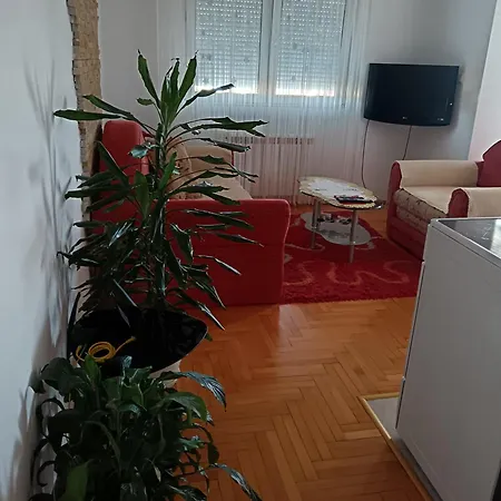 Moc Pogleda Apartment